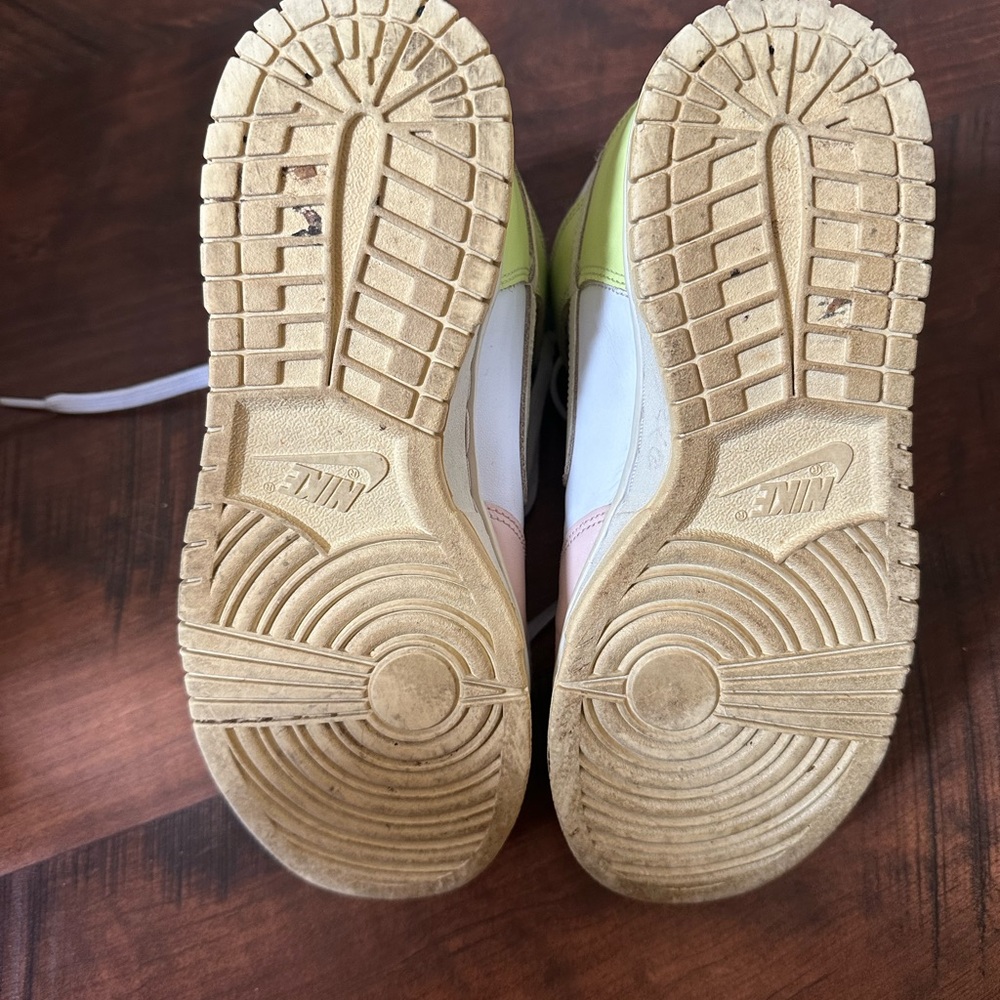 Nike high dunks girls